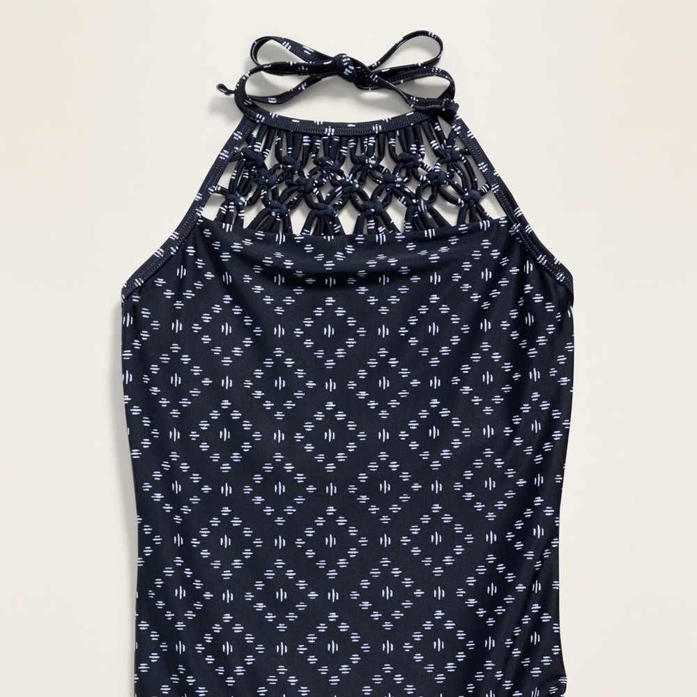 🩱Old navy Printed Halters one piece swim suit🩱